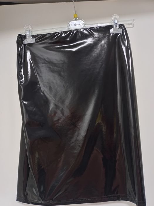 Lateksowa spódnica damska La blanche