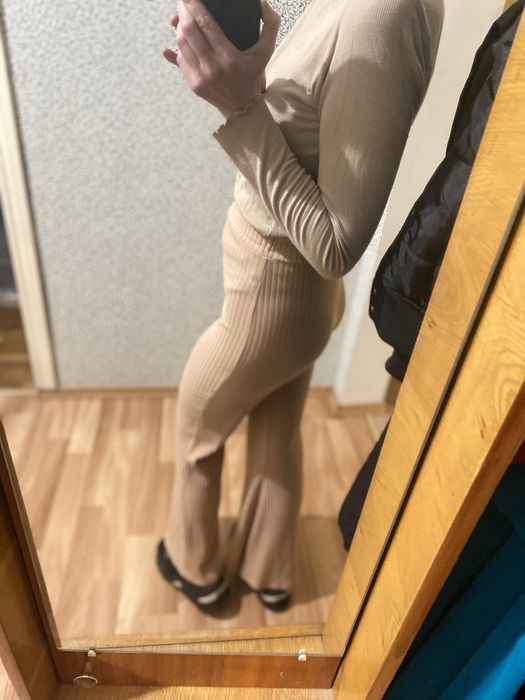 Штаны широкие клеш бежевые на высокой посадке h&m