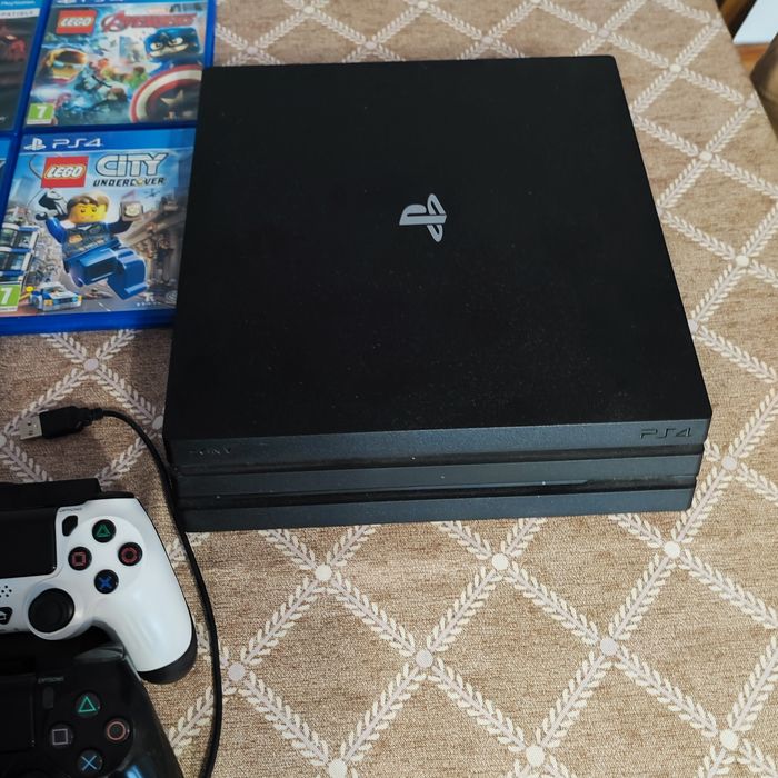 Ps4 Pro plus gry