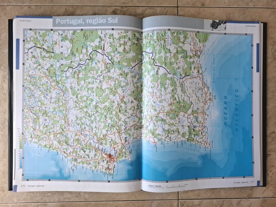 Grande ATLAS do Mundo (2005) - Círculo de Leitores