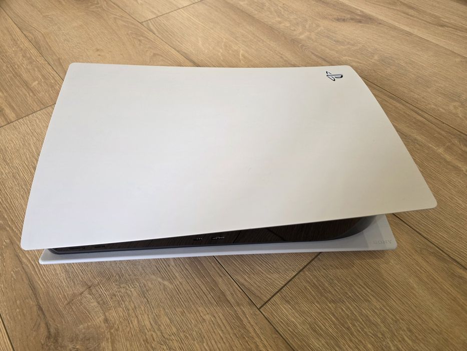 Playstation 5 PS5 z napędem Przysieki • OLX.pl