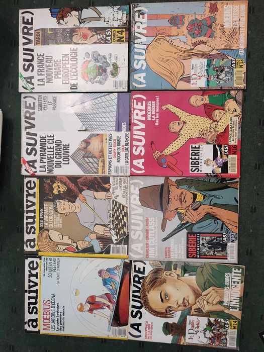 Lote 23 Revistas BD Francesas A Suivre