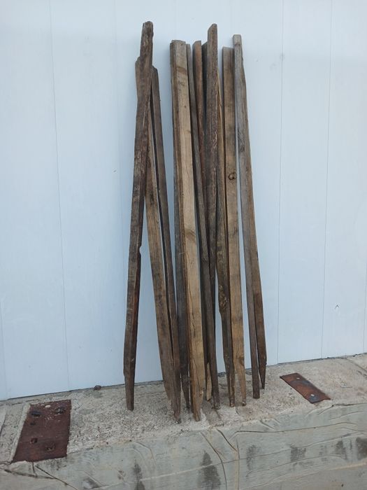 Продам тички для помідор, 1.5 метрові