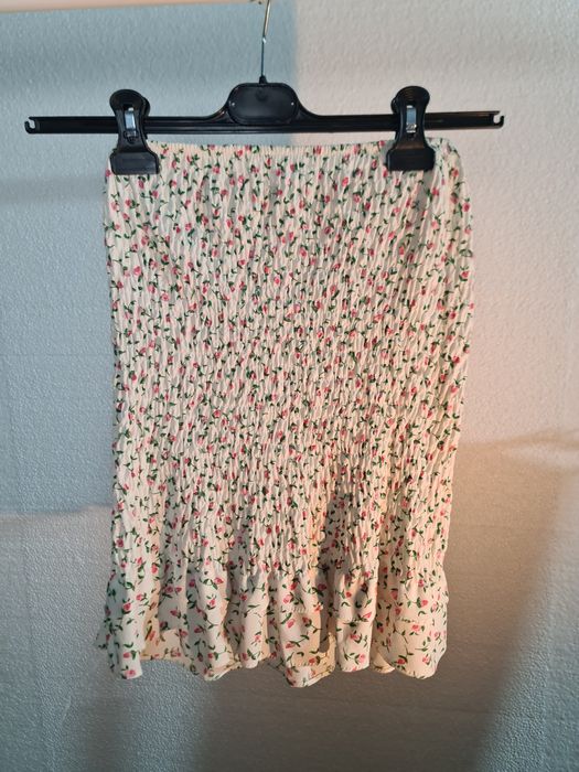 Conjunto de top e saia senhora multicolorido