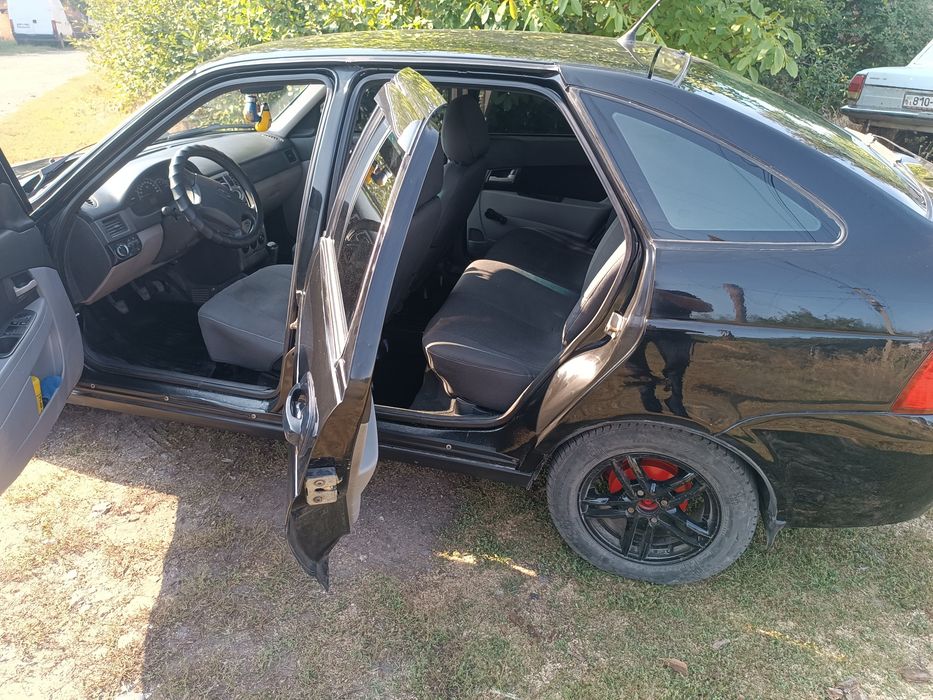 Продам автомобіль Пріору 2172