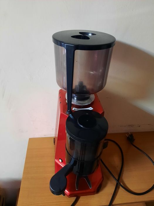 Продам професійну кавомолку