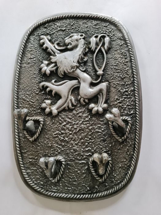 Bengaleiro de parede em estanho, com símbolo do Sporting