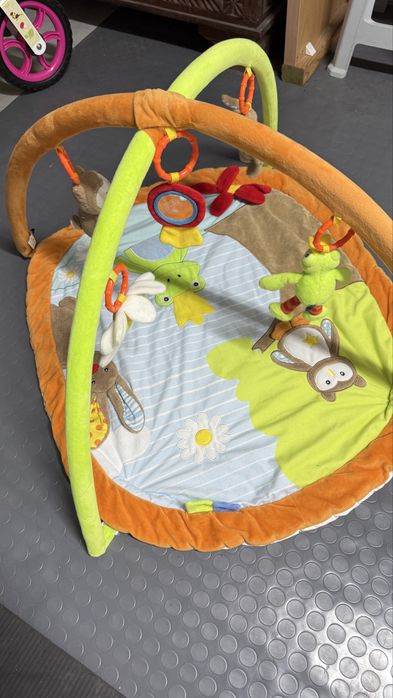 Tapete actividades bebé