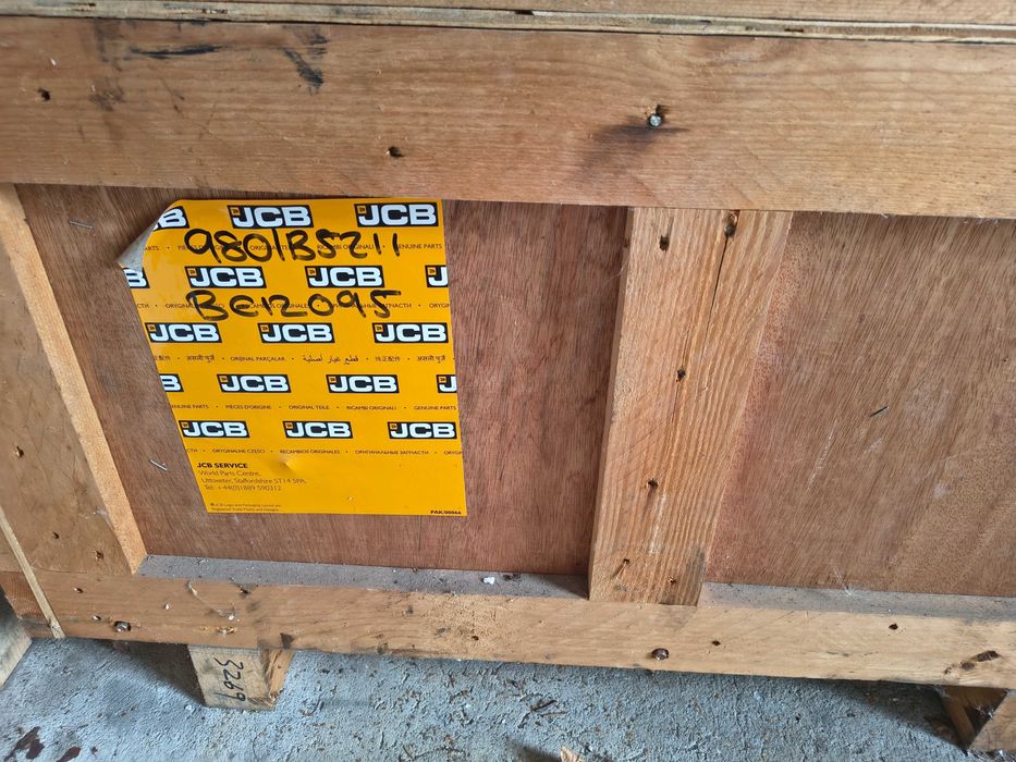 JCB Młot Hydrauliczny HM012T