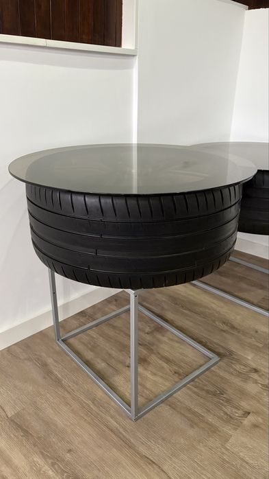 Mesa de centro com pneu