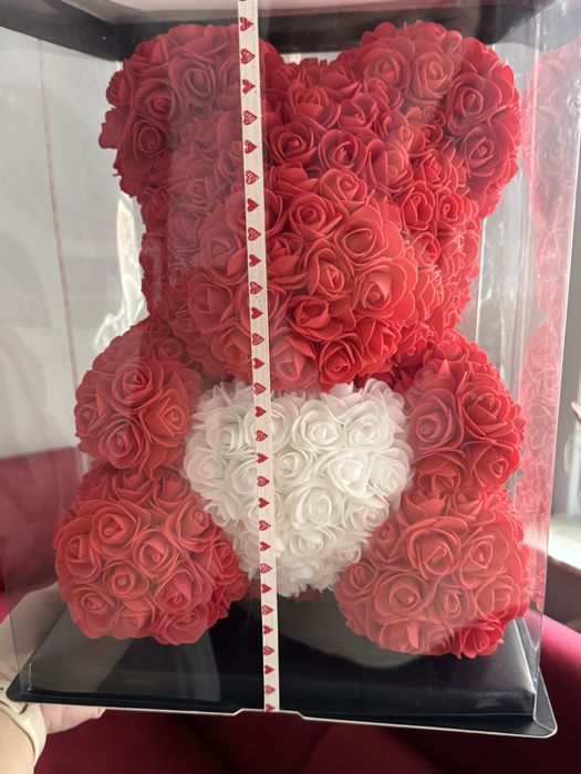 Dekoracyjny miś z serduszkiem