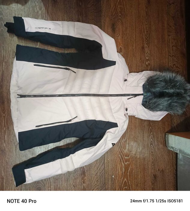 Kurtka narciarska 4F S damska zimowa membrana 20000 dermizax