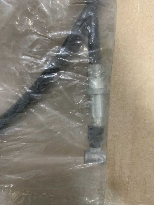 Трос ручного тормоза  chevrolet aveo