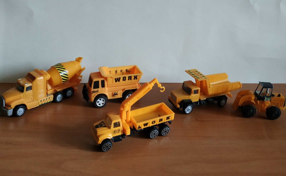 Строительные машинки -игрушки