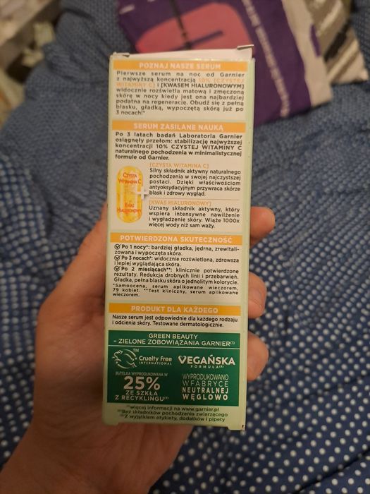 Garnier. Rozświetlające serum z witaminą C