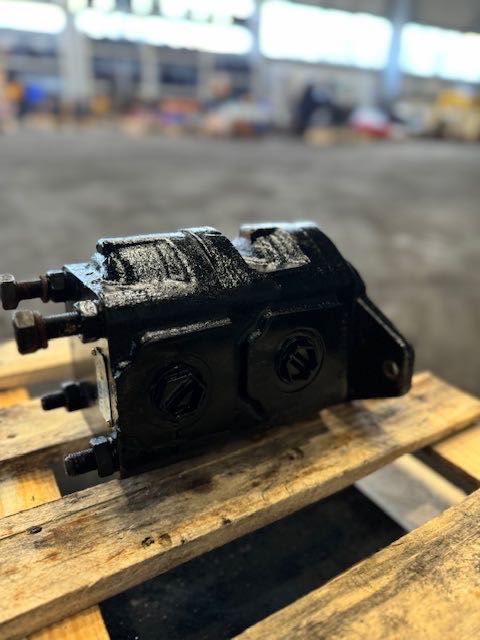 HYDRECO pompa hydrauliczna 147302 do przesiewacza