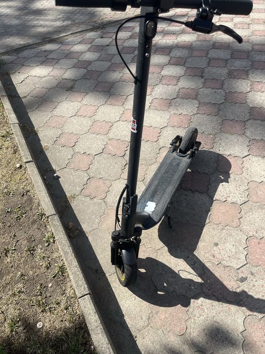 Електричний Самокат Aovopro