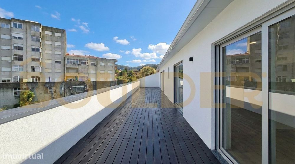 Apartamento T3 com Terraço em Amares