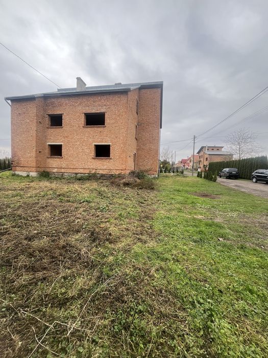 Продаж будинку місто Мостиська