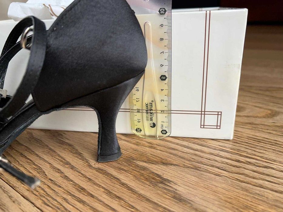 Buty do tańca LATINO 37