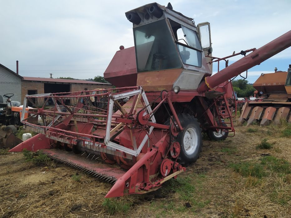 Комбайн НИВА СК-5