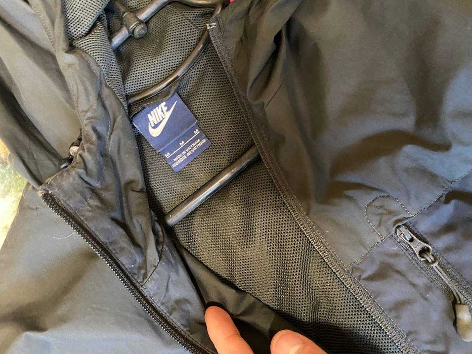 Спортивный костюм Nike оригинал куртка + штаны размер M