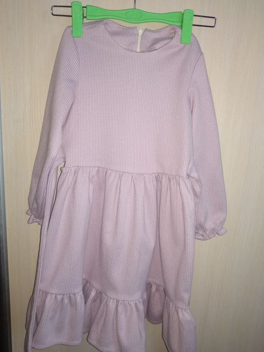 Сукні на 5-6 років