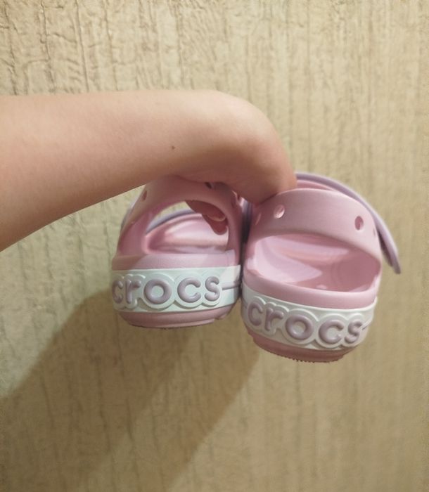 Босоніжки сандалі crocs 36