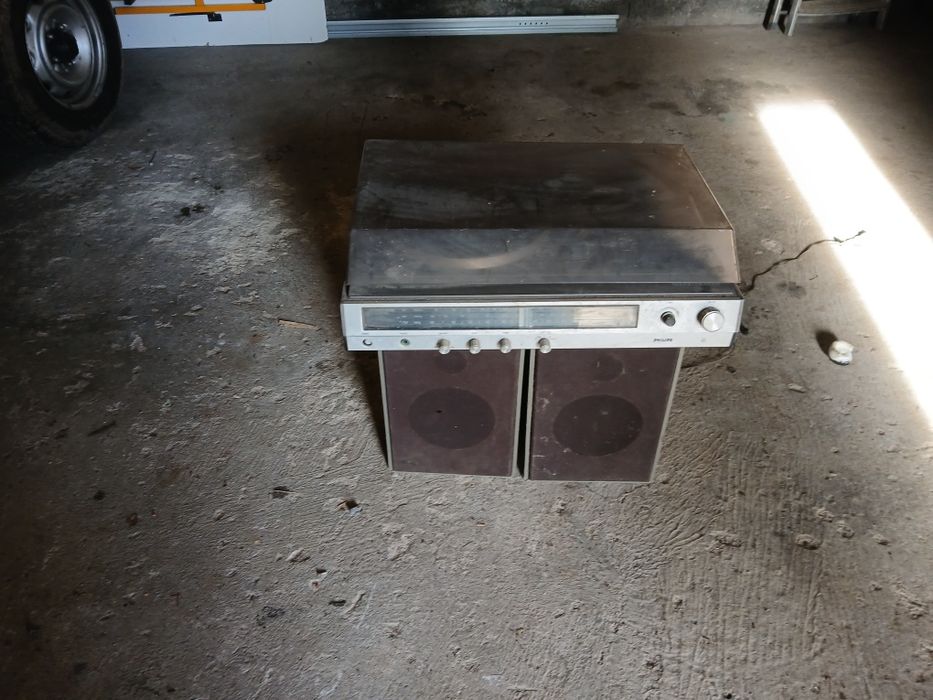 rádio em bom estado