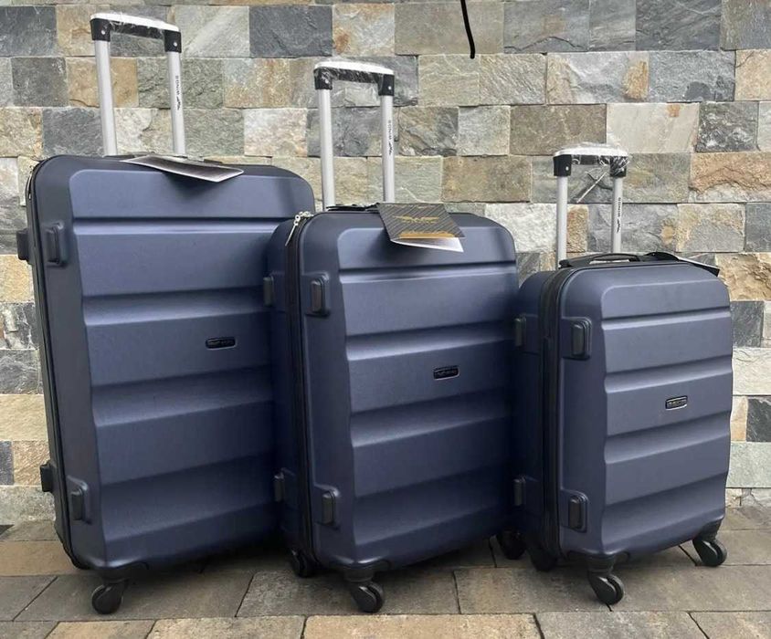 Разные модели. Чемодан Ручная кладь Сумка Валіза 147 dark grey