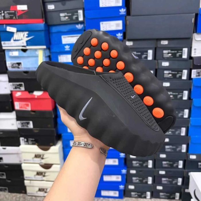 Nike Mind 001 Czarne buty sportowe do użytku na zewnątrz R.39