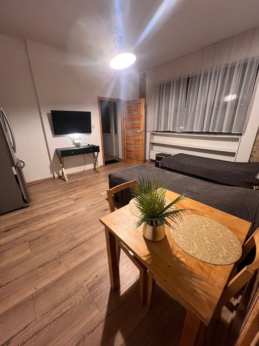 Wynajmę apartament dla 2-5 osób dla firm pracowników i fizyczne osoby