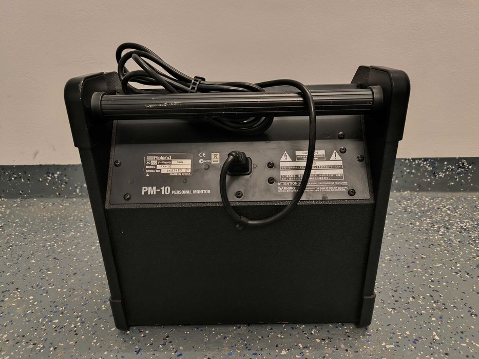 Roland PM-10 aktywny zestaw nagłośnieniowy do perkusji elektronicznej.