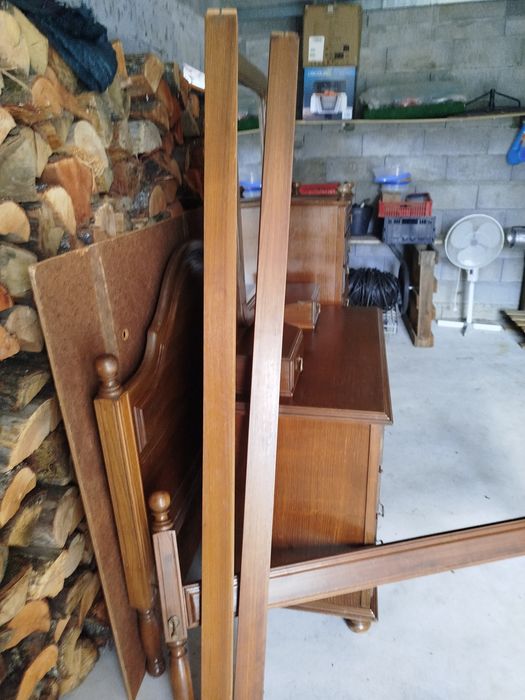 Cama usada em bom estado