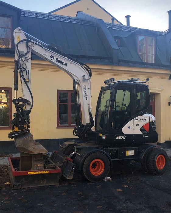 Usługi Koparką Kołową 6T Bobcat E57W | Warszawa i Okolice | Rototilt