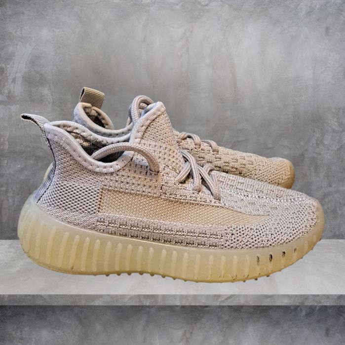 Кросiвки стильні дитячі  Yeezy boost
