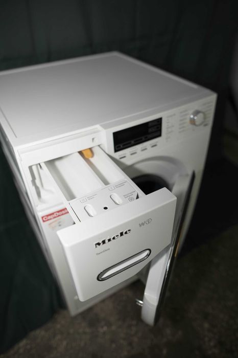 Пральна машина Miele WMG 120 WPS