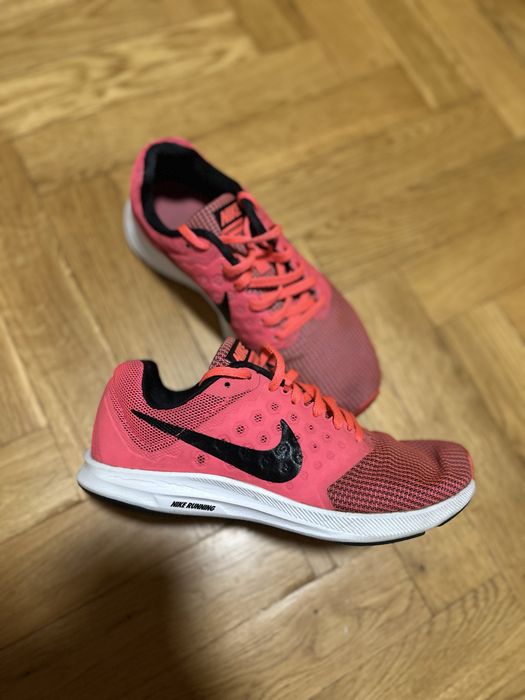 Damskie różowe buty  do biegania Nike downshifter 7 rozmiar 36,5
