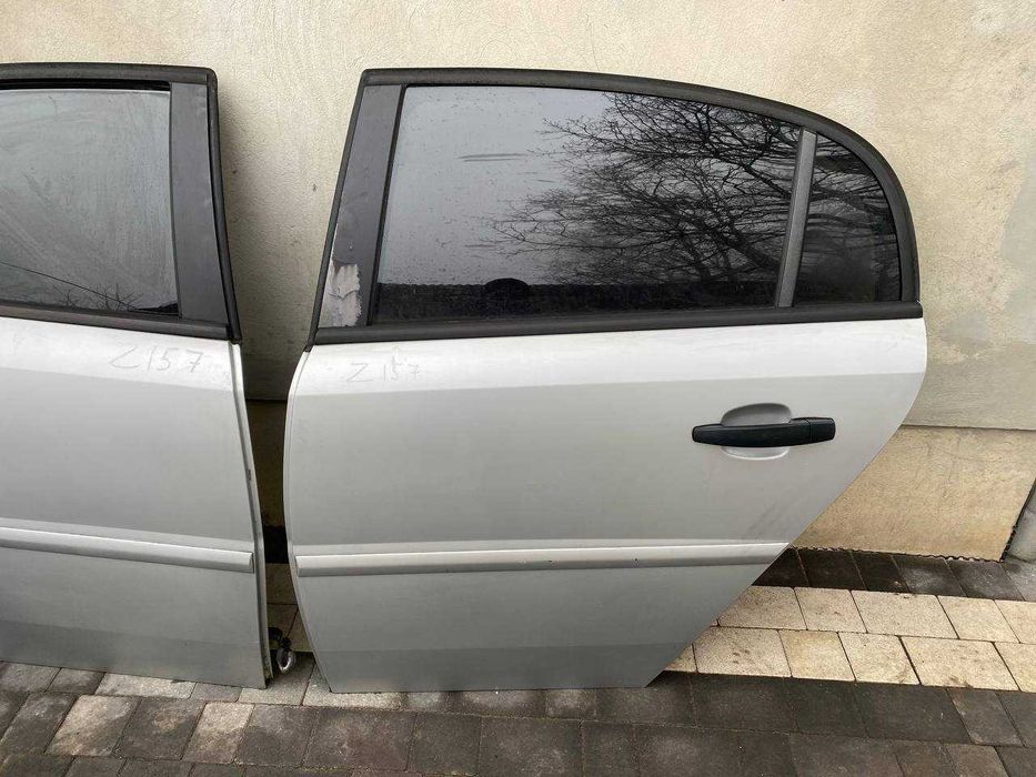Двері Opel Vectra C седан Z157