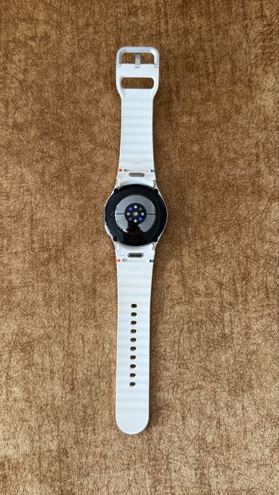 Samsung galaxy watch 7 40mm (oferta 4 braceletes)