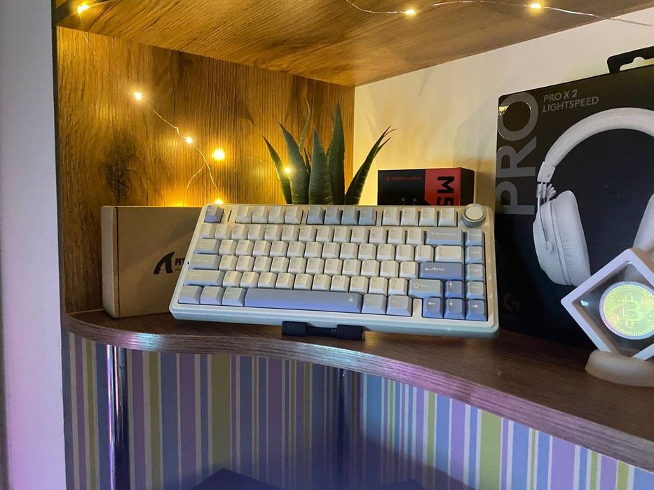 AULA F75 — універсальна механічна клавіатура