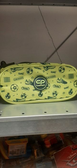 Piórnik szkolny nowy