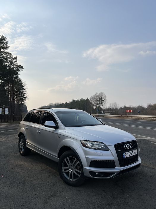 Audi Q7 S-line.