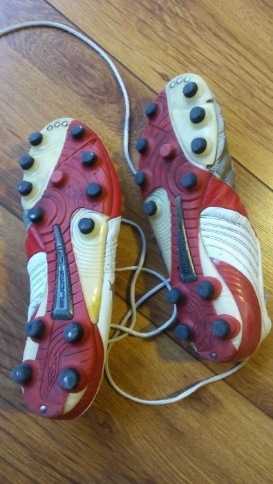 Buty piłkarskie