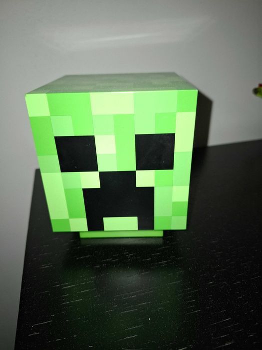 Candeeiro/ Luz de presença Minecraft