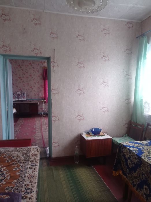 Доглянутий будинок в жилому стані недалеко від Чернігова. Село Виблі.