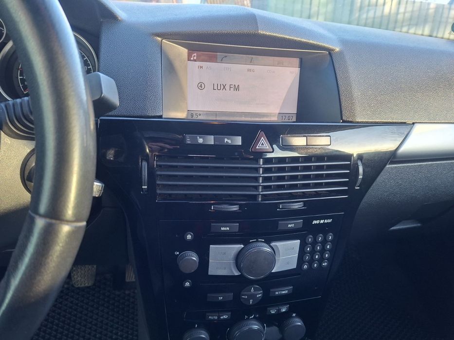 Opel Astra H, 2010 рік