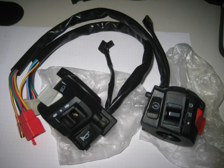 conjunto de controles de direcção de motociclo novos