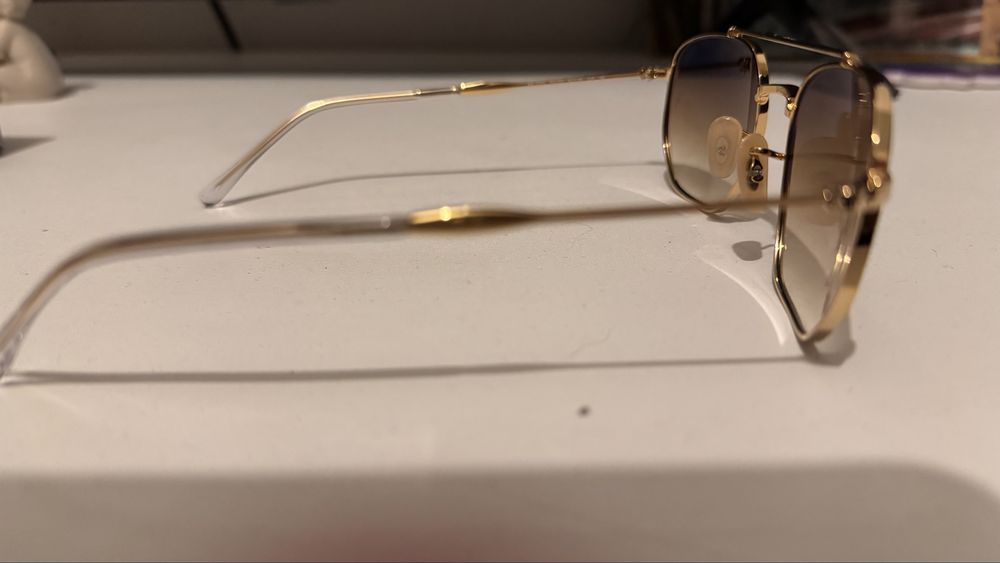 Óculos Ray Ban unissex.