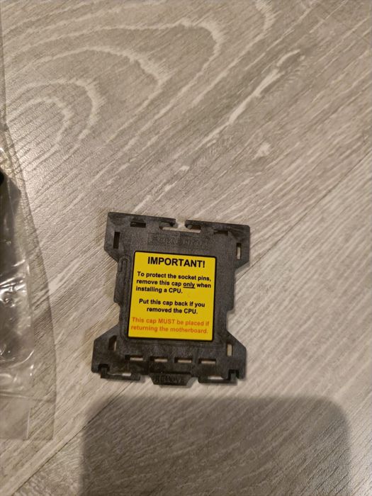 ASUS komplet akcesoriów PC COM port kabel CD instrukcja Intel